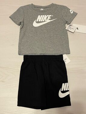 Nike Kids Gray & Black Logo Tee and Shorts Set